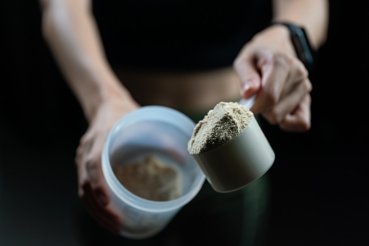 Ganho de massa magra: whey protein isolado, creatina monohidratada e glutamina